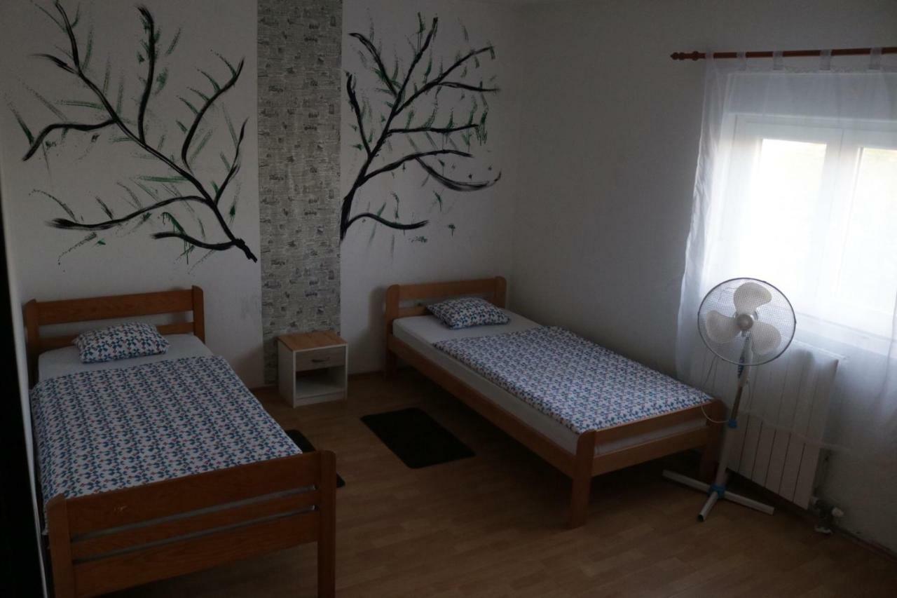 Green Hostel Задар Экстерьер фото
